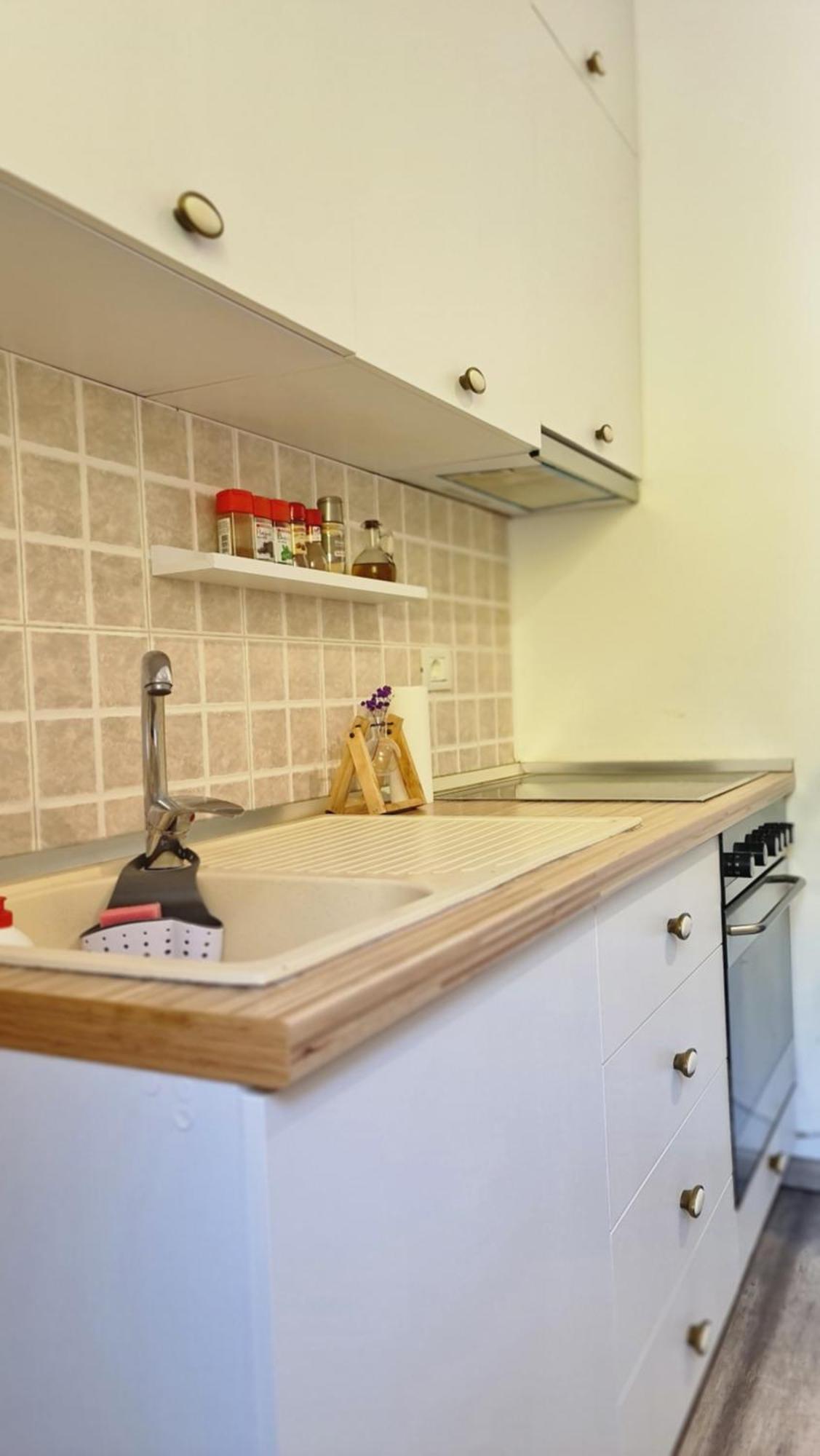 Apartamento Zaimeen In Bllok Area Tirana