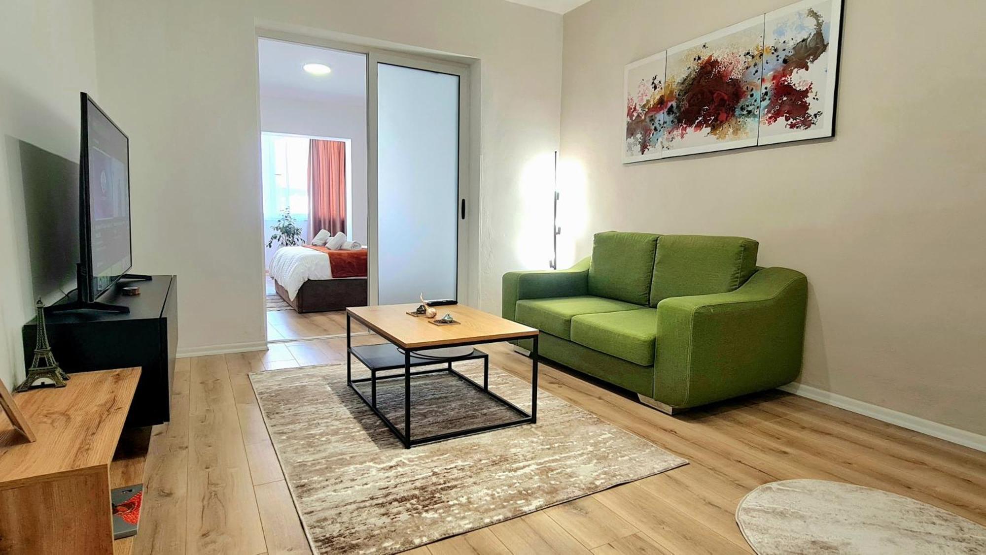 Zaimeen In Bllok Area Apartamento Tirana